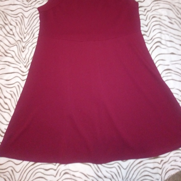 Sleeveless Dress - Picture 2 of 5